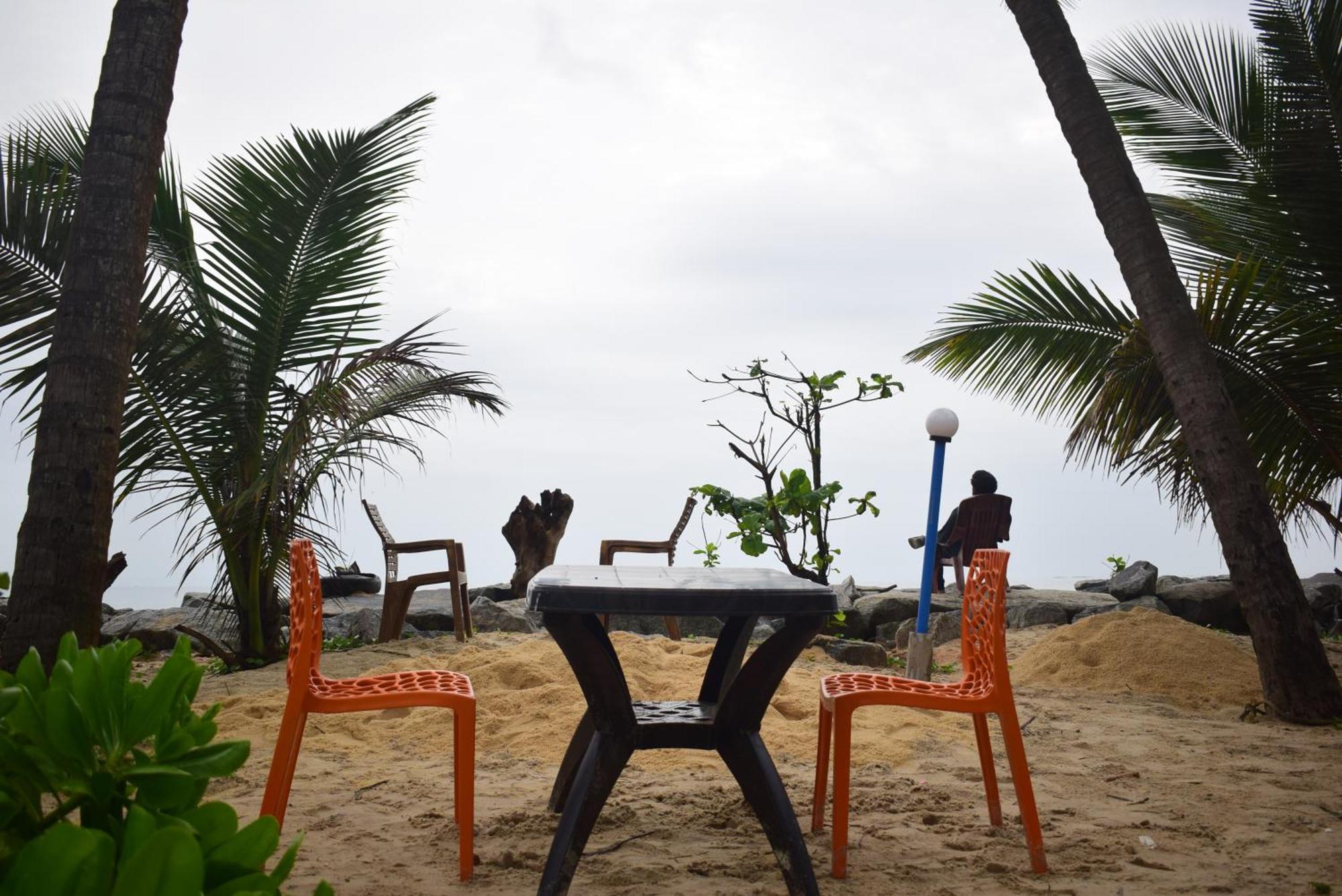 Delta Hospitality - Sea Facing With A Private Homestay *
